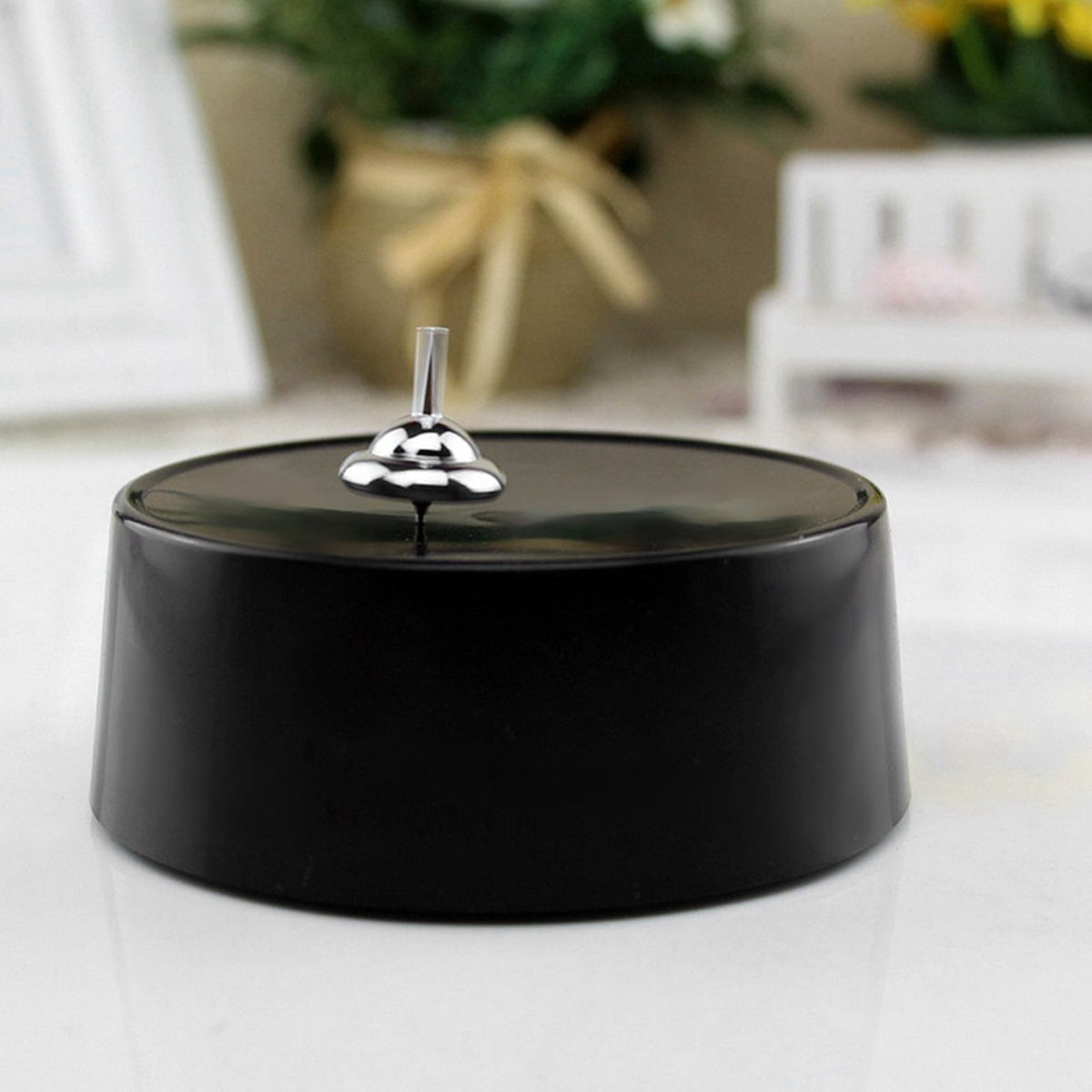 Magnetic Spinning Perpetual Motion Top – Educational Physics Desk Toy Demonstrating Inertia, Magnetism and Creative Science Concepts