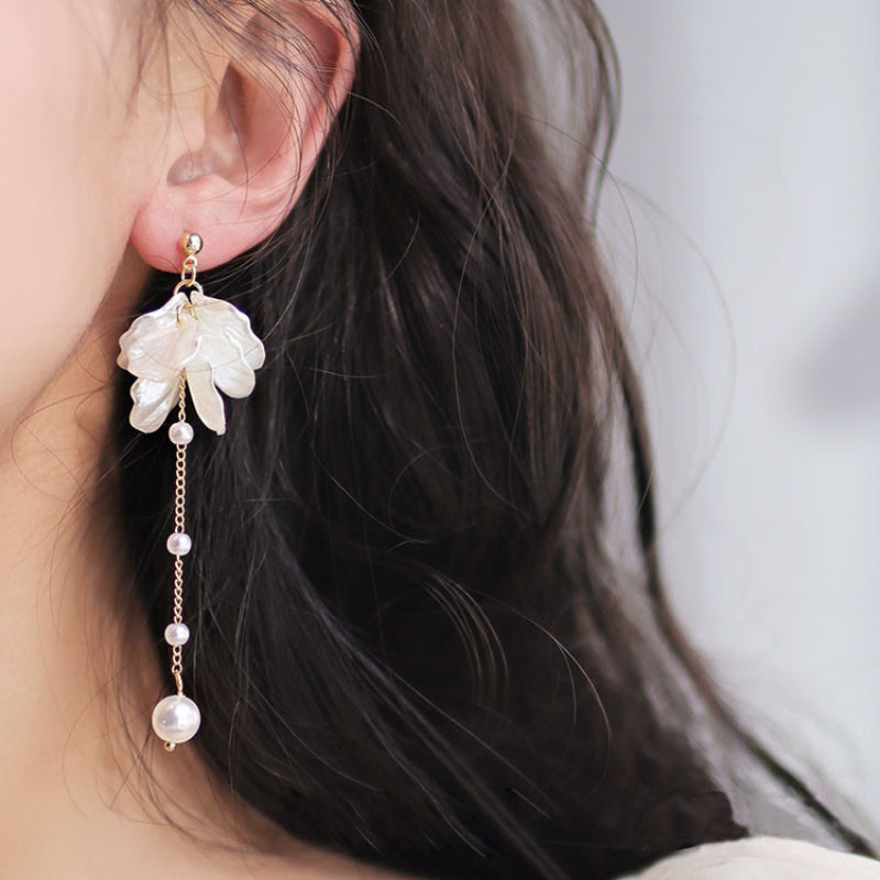 Pearl Tassel Earrings – Elegant 925 Silver Needle Drop Earrings for Weddings, Parties and Sophisticated Daily Wear