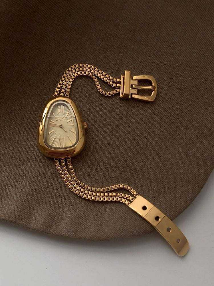 Vintage Japanese Quartz Watch – Elegant Medieval Style Women's Wristwatch with Classic Design for Timeless Everyday Fashion
