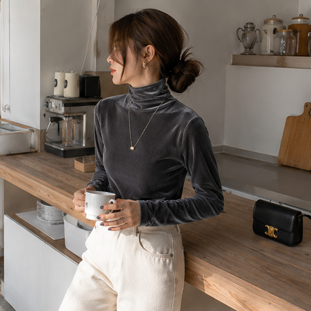 Women's Velvet Turtleneck Sweater – Thick Thermal Knit Pullover for Cozy Winter Layering and Everyday Comfort
