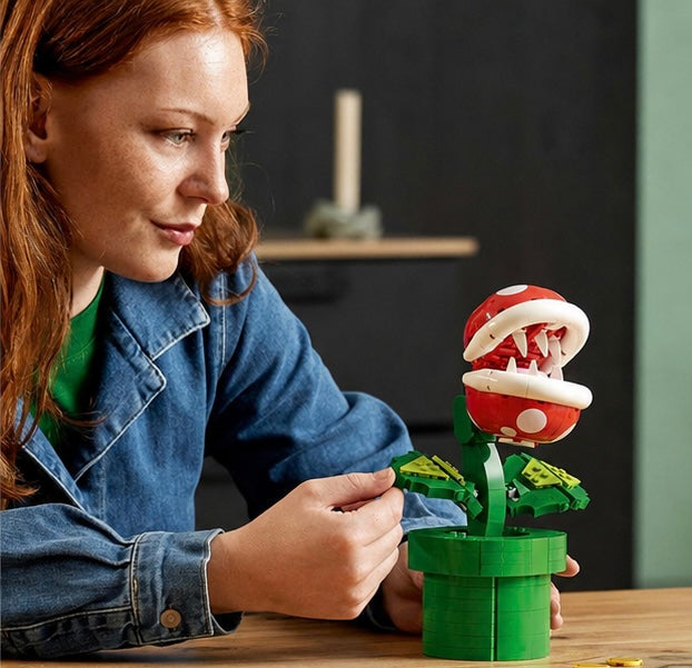 Flame Flower Building Block Model - Creative Assembly Toy for Kids Collectors and Decorative Display Enthusiasts