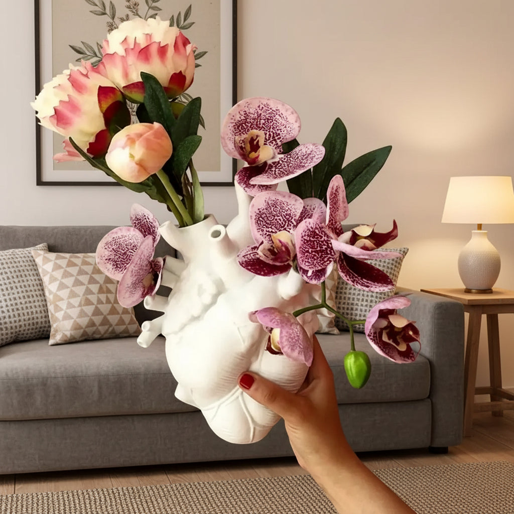 Anatomical Heart Flower Vase - Creative Resin Heart Shaped Planter for Desktop Decor, Gothic Displays and Unique Gifts