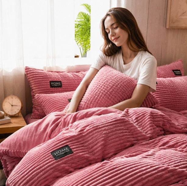 Velvet Duvet Cover Set - Ultra Soft Winter Bedding Collection for Cozy Warmth and Luxurious Comfort