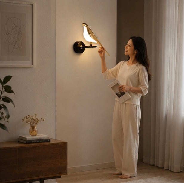 Magpie Bird LED Wall Lamp - 360° Rotating Indoor Wall Sconce for Bedroom, Bedside Lighting and Modern Home Decor