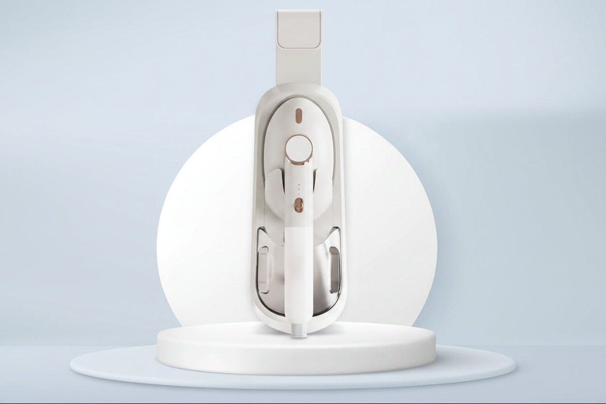 Portable Garment Steamer – Mini Handheld Steam Iron for Wrinkle Removal, Travel Convenience and Everyday Clothes Care