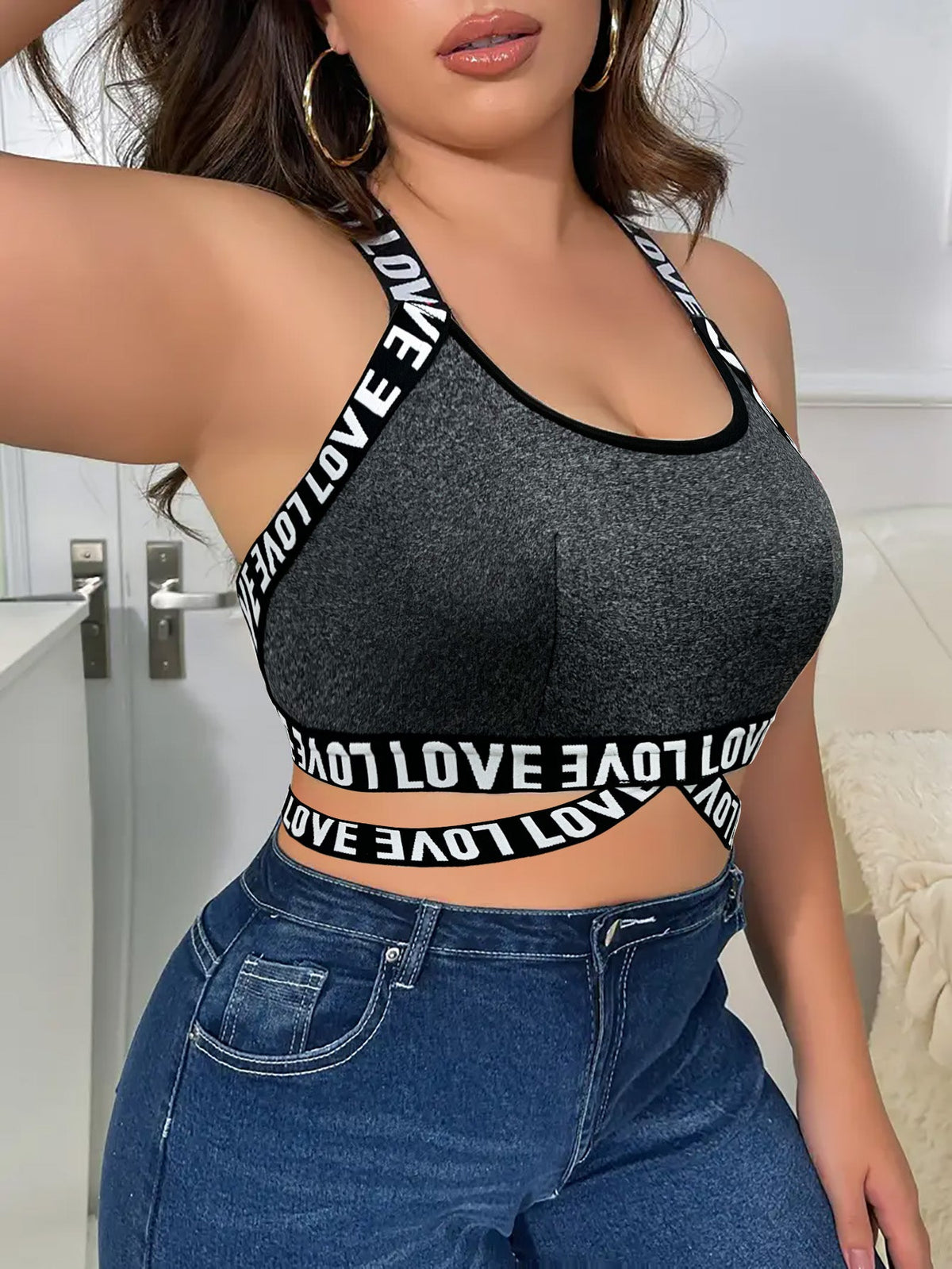 Plus-Size Cutout Sports Bra – Letter Print Wireless Crop Top with Hollow Front and Back Design for Workouts, Gym Training and Athleisure Style