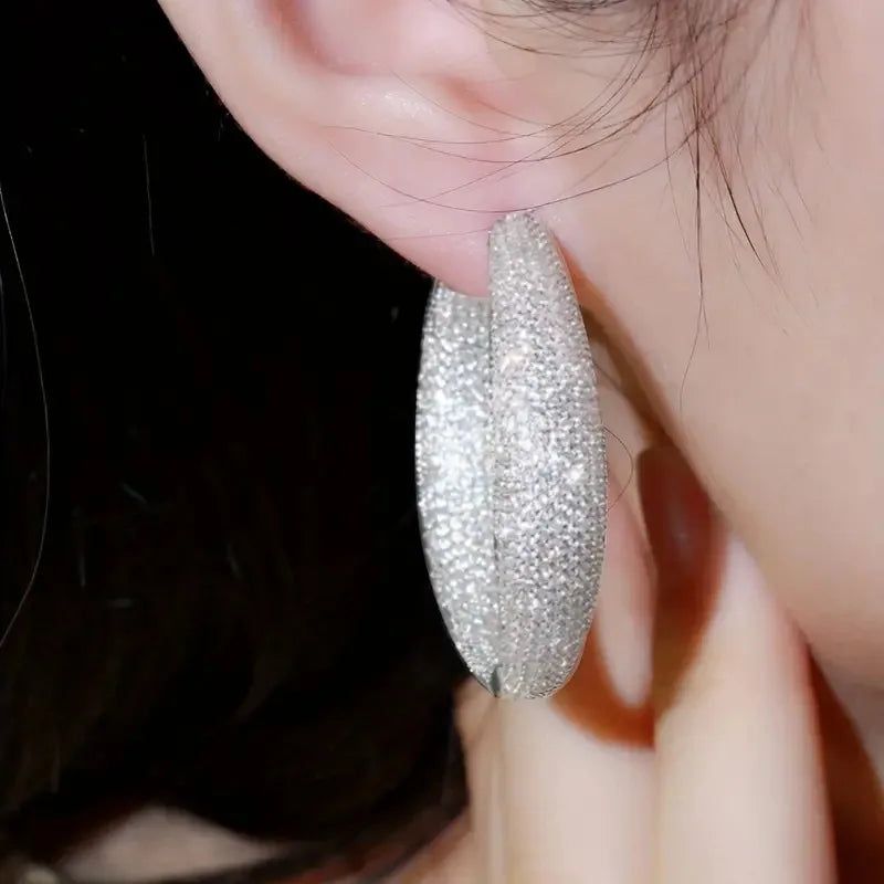 Luxury Circle Hoop Earrings - Sparkling Statement Jewelry with Fashion Forward Design for Elegant Parties and Special Occasions