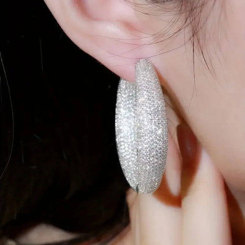 Luxury Circle Hoop Earrings - Sparkling Statement Jewelry with Fashion Forward Design for Elegant Parties and Special Occasions