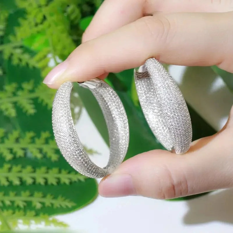 Luxury Circle Hoop Earrings - Sparkling Statement Jewelry with Fashion Forward Design for Elegant Parties and Special Occasions