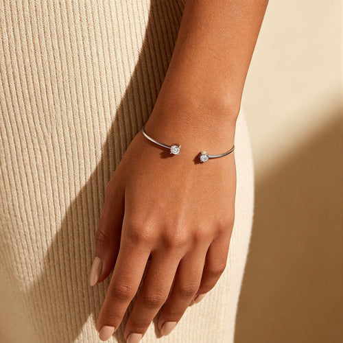 Moissanite Bangle – 2-Stone 5mm S925 Sterling Silver 18K Gold-Plated Diamond-Look Bracelet for Women, Party Jewelry, Special Gifts and GRA-Certified Style