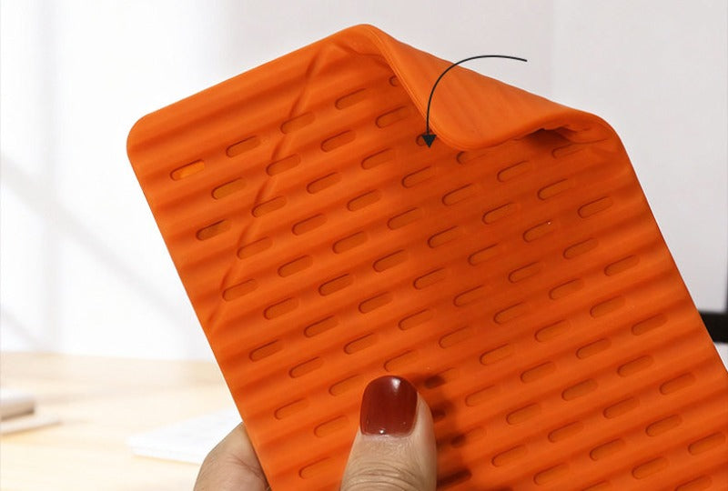 Foldable Silicone Phone Stand – Flexible Multi-Angle Travel Holder for Smartphones, Tablets and Laptops with Adjustable Desk Support