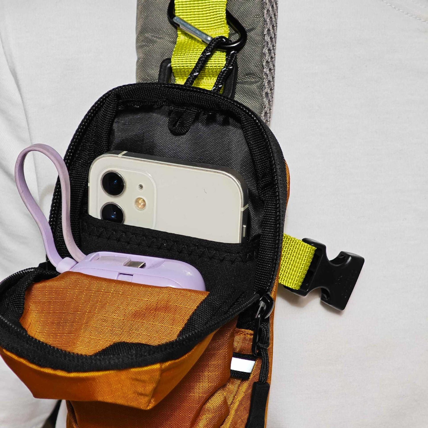Backpack Strap Phone Pouch – Lightweight Water-Resistant Shoulder Storage Bag for Hiking, Travel and Outdoor Essentials with Easy-Access Compact Design