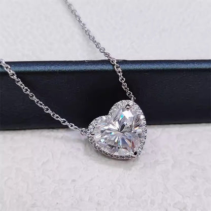 Full Moissanite Heart Halo Pendant Necklace – Certified S925 Silver Diamond-Look Fine Jewelry for Women, Elegant Wedding Accessory, Romantic Gift and Party Style