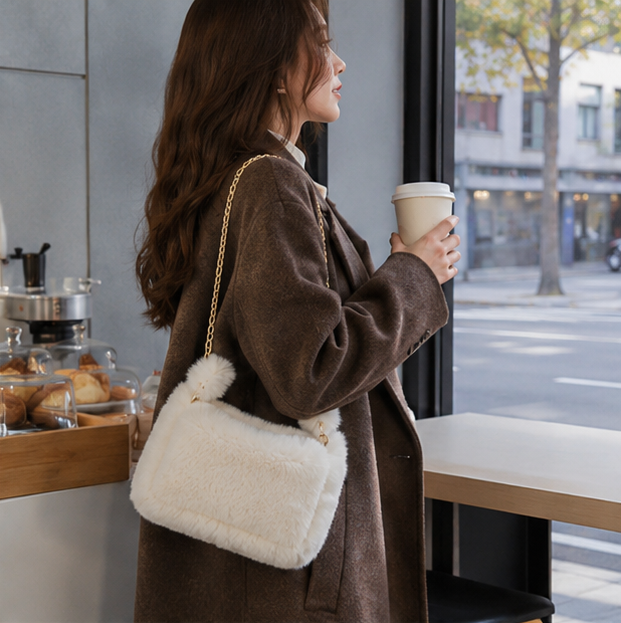 Fluffy Plush Shoulder Bag – Women's Soft Chain Underarm Handbag for Winter Fashion, Travel and Everyday Style