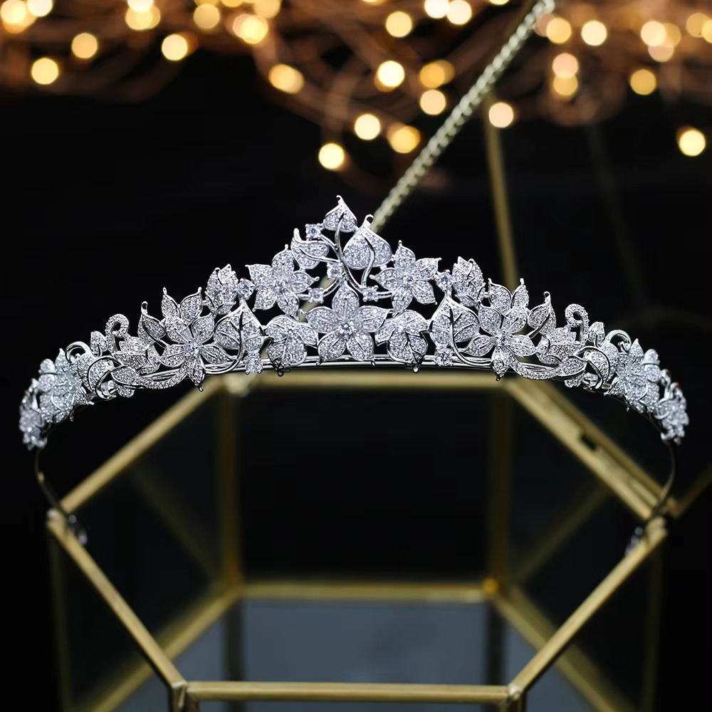 Cubic Zirconia Crown Tiara – Elegant Silver-Tone Bridal Headband for Women, Weddings, Birthdays, Parties and Special Occasions