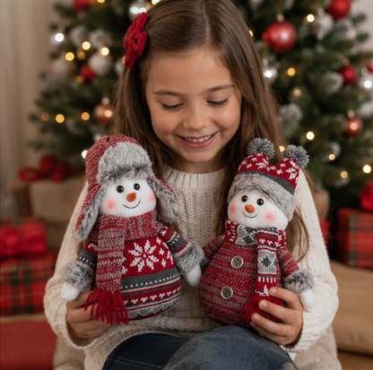 Knitted Snowman Christmas Decoration – Cute Holiday Tabletop Ornament with Winter Hat Design for Festive Home Decor