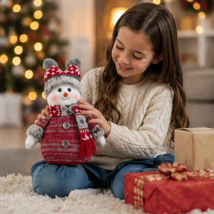 Knitted Snowman Christmas Decoration – Cute Holiday Tabletop Ornament with Winter Hat Design for Festive Home Decor