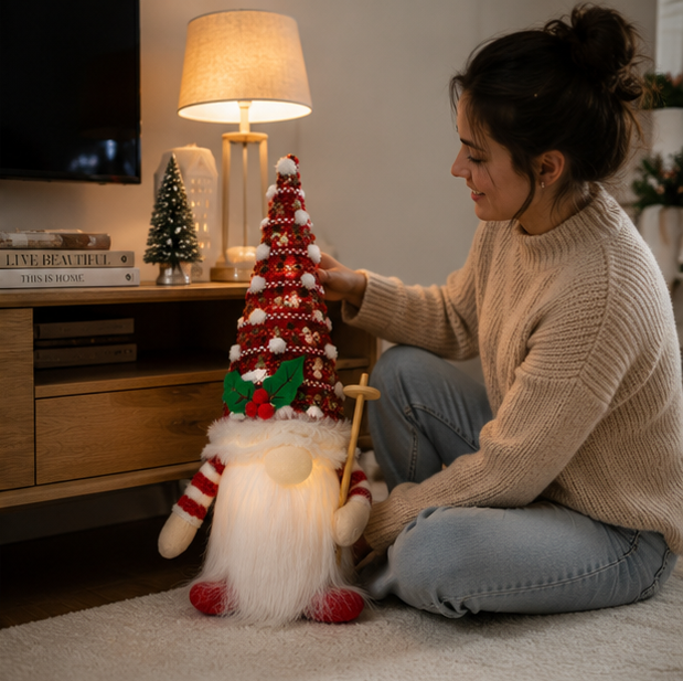 Light Up Christmas Gnome – Plush Knitted Elf Holiday Decoration with Warm LED Glow for Tables, Shelves, Mantels and Festive Displays