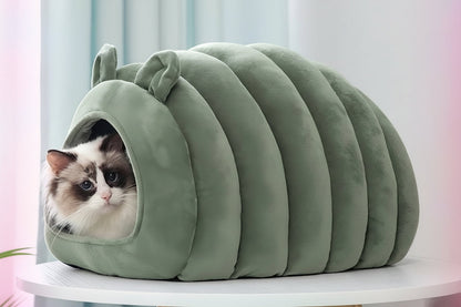 Cozy Cat Nest Bed – Plush Warm Pet Sleeping Mat for Cats and Small Pets During Autumn and Winter
