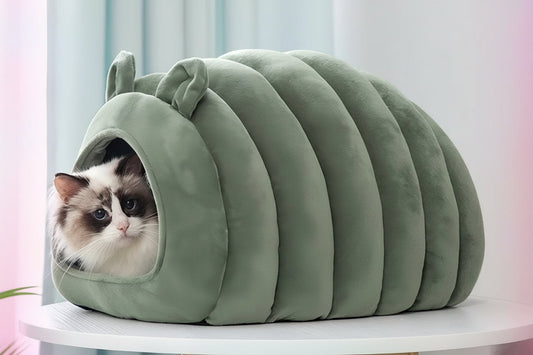 Cozy Cat Nest Bed – Plush Warm Pet Sleeping Mat for Cats and Small Pets During Autumn and Winter