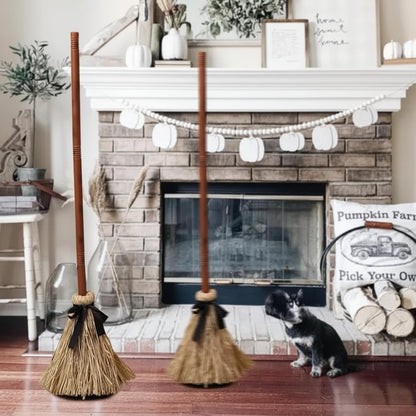 Halloween Floating Witch's Broom – Haunted Dancing Broom Decoration with Ghost Sounds for Spooky Atmosphere, Parties and Festive Home Decor