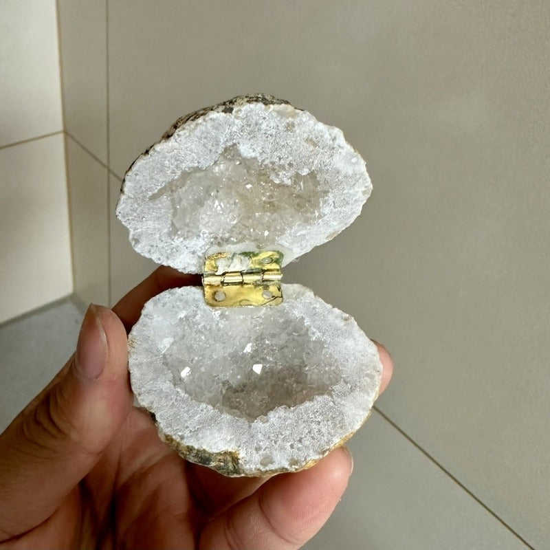 Natural Crystal Ring Box – Handmade Moroccan Jewelry Display Storage for Engagement Rings, Gifts and Elegant Presentation
