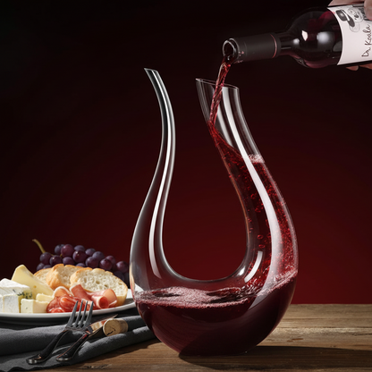 Crystal Swan Wine Decanter – 600ml U Shaped Glass Aerator Gift Set for Red Wine Serving and Home Entertaining