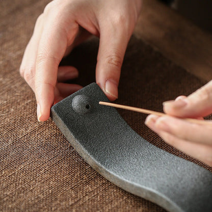 Handmade Ceramic Incense Holder – Minimalist Incense Stick Burner Tray for Home Office Meditation and Decorative Aromatherapy