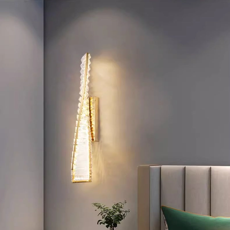 Modern Crystal Spiral Wall Sconce – Long Strip LED Wall Lamp for Hallway, Hotel, Entrance and Contemporary Indoor Lighting