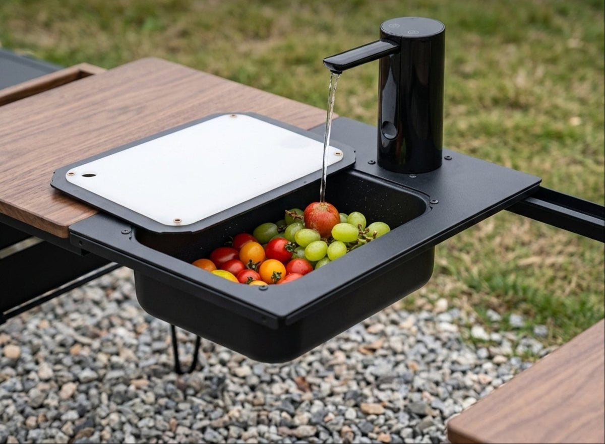 Portable Camping Water Dispenser – Electric Folding Rechargeable Water Pump for IGT Tables, Outdoor Travel and Picnic Hydration