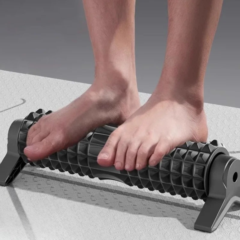 Spiked Foam Massage Roller – Deep-Tissue Muscle Relaxation Tool for Legs, Back and Recovery, Ideal for Fitness, Stretching and Home Massage