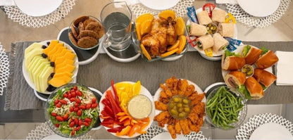 Expandable Lazy Susan Turntable – Adjustable Rectangular Dining Table Organizer for Easy Serving, Kitchen Storage and Family Meals
