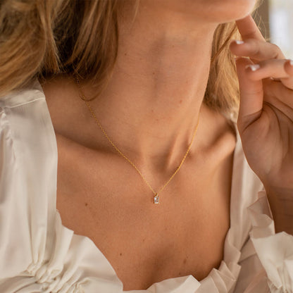 Rectangular Zirconia Pendant Necklace – Gold-Plated Stainless Steel Fine Jewelry for Women with Elegant Short Chain Design, Wholesale Fashion and Gifts