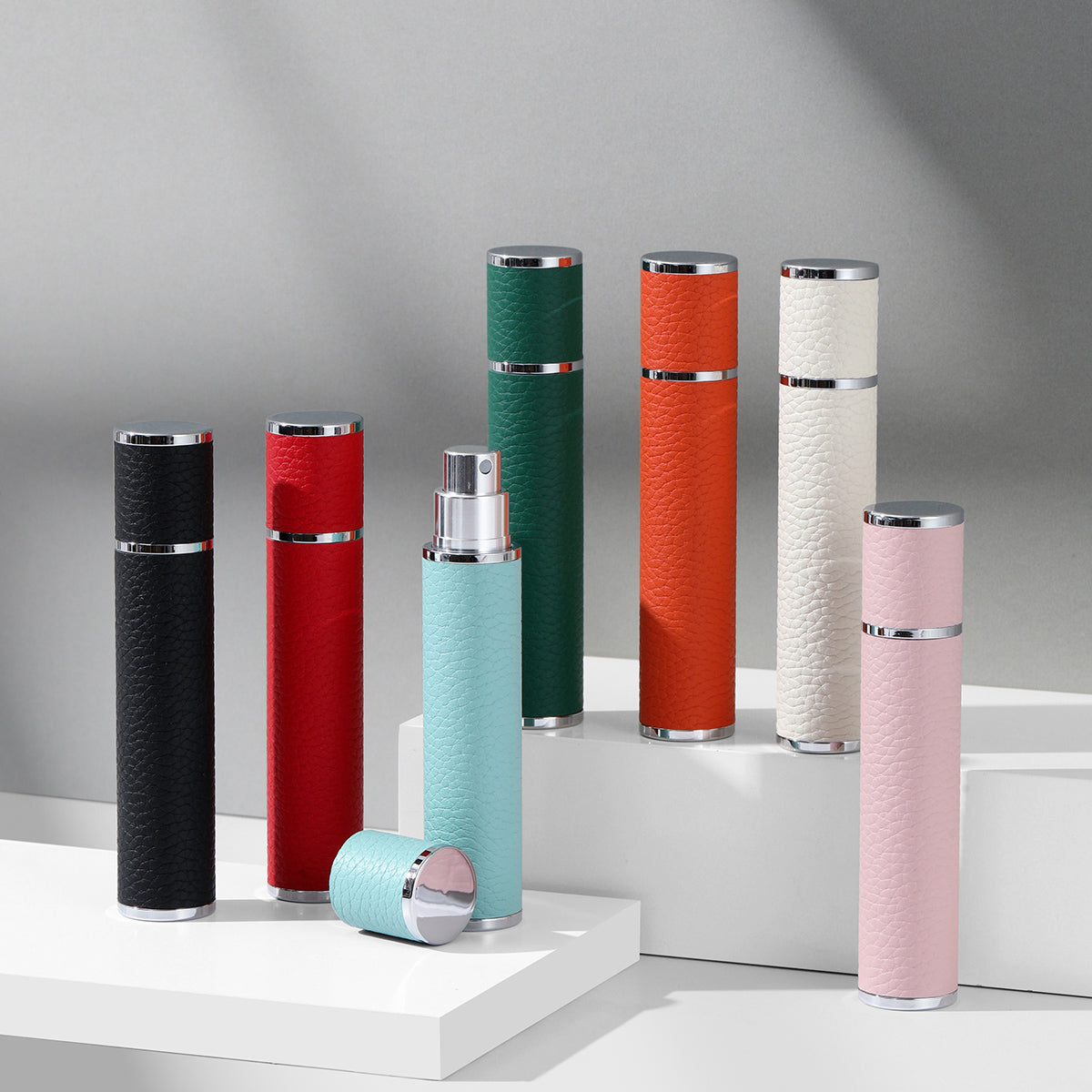 Portable Magnetic Perfume Atomizer – 10ml Leather Travel Fragrance Spray Bottle with Tight Seal for Boarding, Handbags and Stylish Gifts