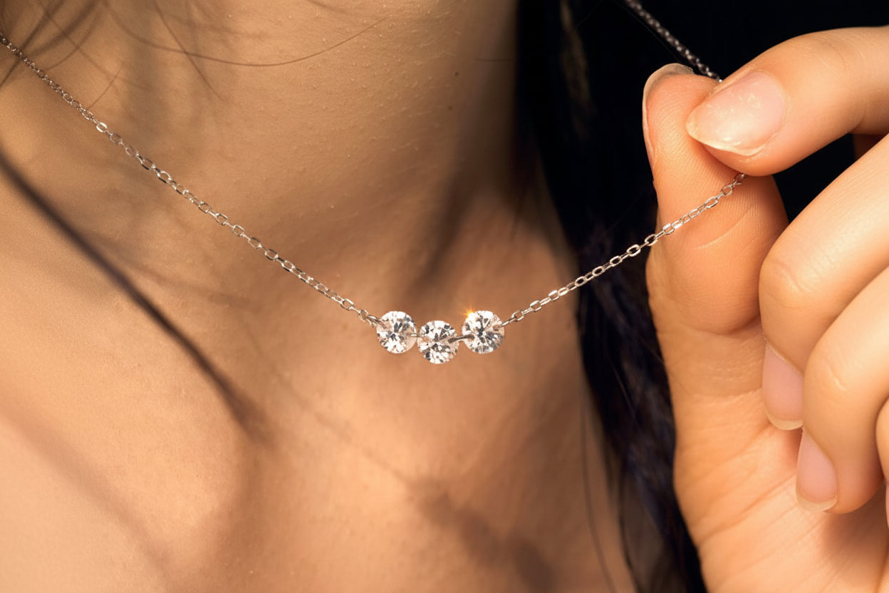 Silver Zircon Necklace – S925 Adjustable Sliding Pendant Jewelry with Three Sparkling Stones, Minimalist Luxury Accessory for Men and Women