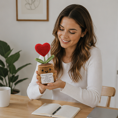 Positive Energy Heart Doll – Handwoven Knitted Flower Plush Ornament with Inspirational Card for Home Decor and Meaningful Gifts