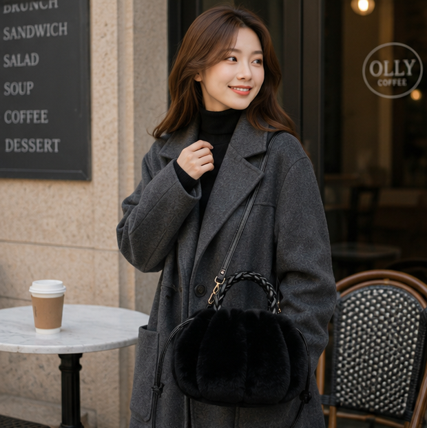 Pumpkin Plush Crossbody Bag – Cute Autumn Winter Shoulder Purse for Everyday Fashion, Travel and Seasonal Style
