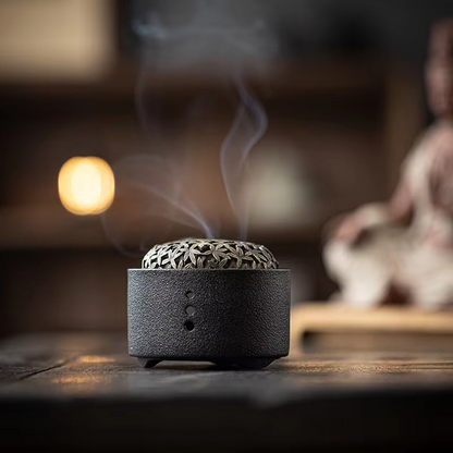 Creative Ceramic Incense Burner – Decorative Aromatherapy Incense Holder with Elegant Pedestal Design for Home Fragrance, Meditation, Yoga and Relaxation
