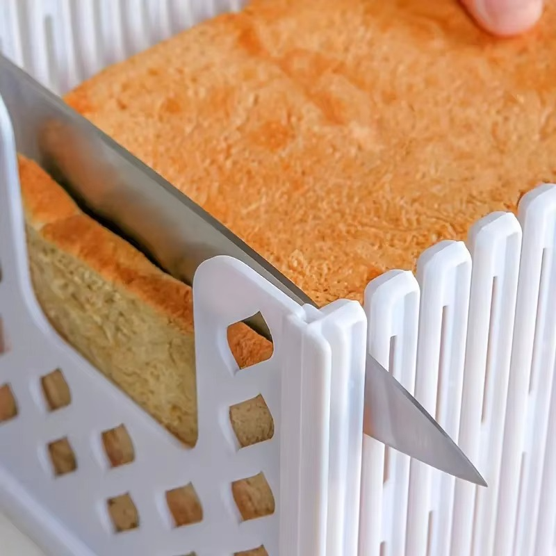 Foldable Toast Bread Slicer – Adjustable Loaf Cutting Guide with Even Slice Design for Homemade Bread, Kitchen Baking and Outdoor Table Use