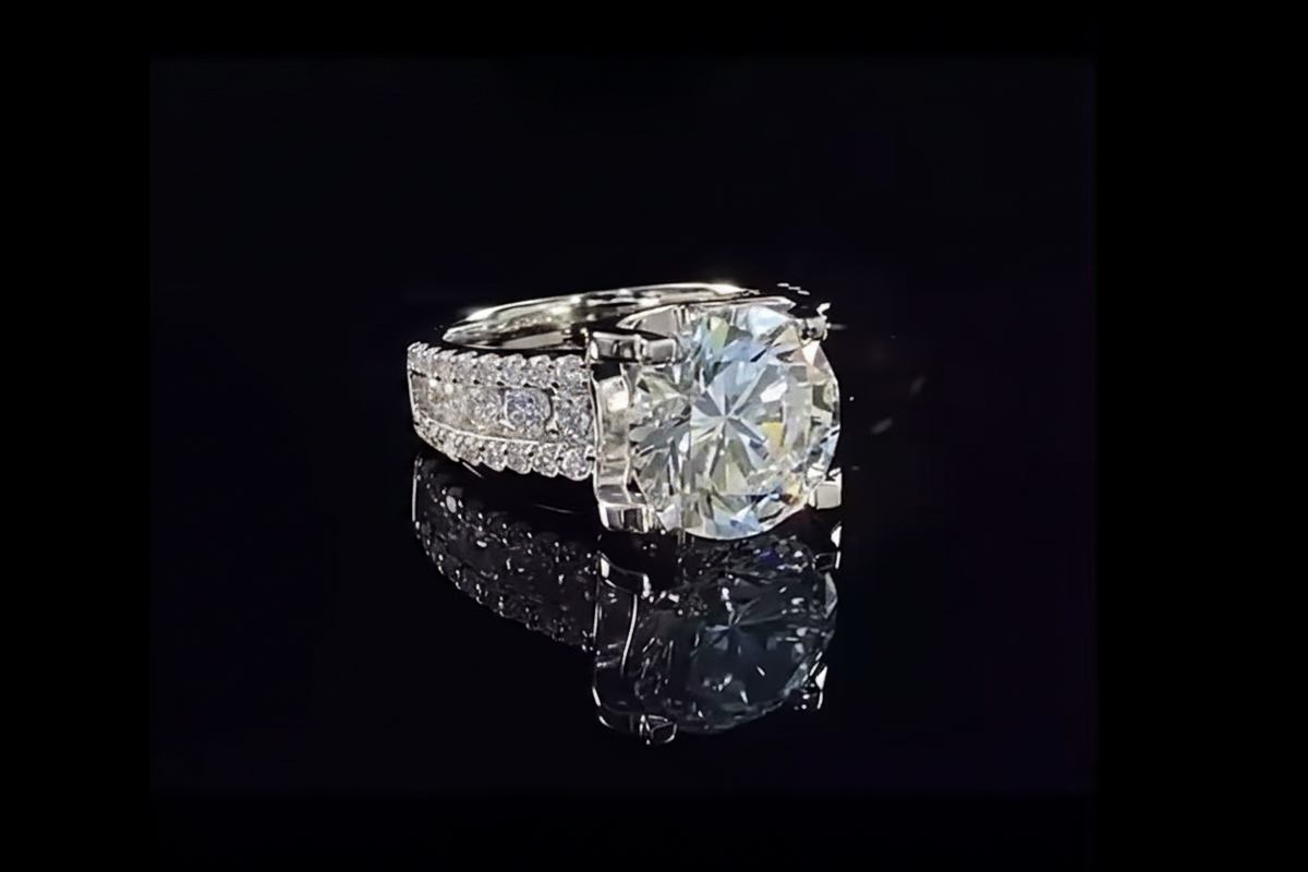 Moissanite Wedding Ring – 8mm D Color VVS Stone with 925 Sterling Silver Band for Engagements, Weddings and Fine Jewelry Gifts