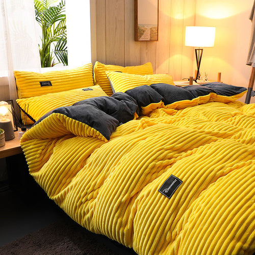 Velvet Duvet Cover Set - Ultra Soft Winter Bedding Collection for Cozy Warmth and Luxurious Comfort
