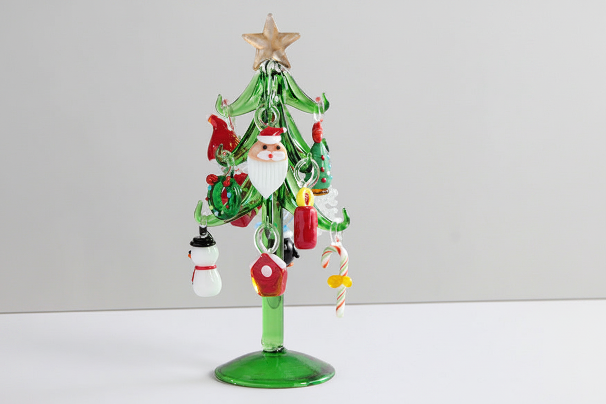 Murano Glass Christmas Tree – Handmade Holiday Figurine Ornament for Luxury Seasonal Home Decor and Memorable Gifts