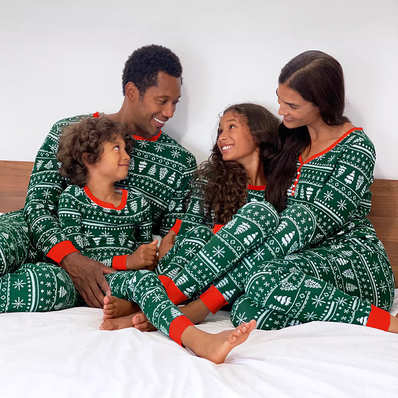 Christmas Family Pajama Set – Allover Print Matching Sleepwear for Parents, Kids and Baby Holiday Memories