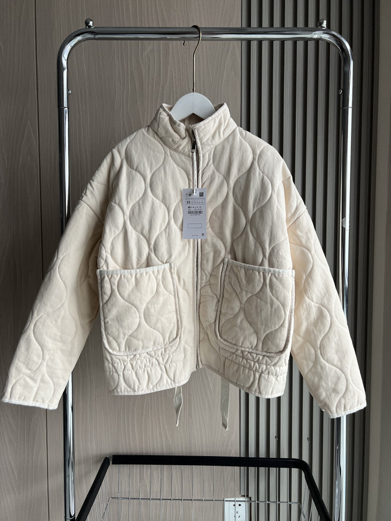 Vintage Quilted Padded Jacket – Women’s High Collar Winter Coat with Large Pockets for Warm Everyday Outerwear