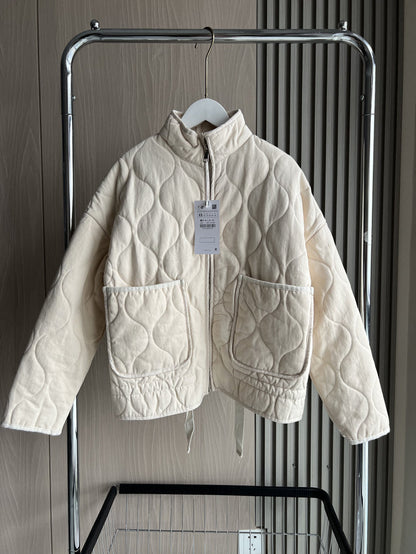 Vintage Quilted Padded Jacket – Women’s High Collar Winter Coat with Large Pockets for Warm Everyday Outerwear