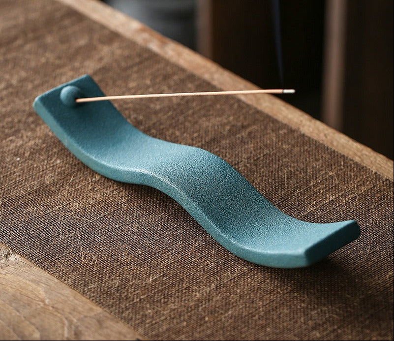 Handmade Ceramic Incense Holder – Minimalist Incense Stick Burner Tray for Home Office Meditation and Decorative Aromatherapy