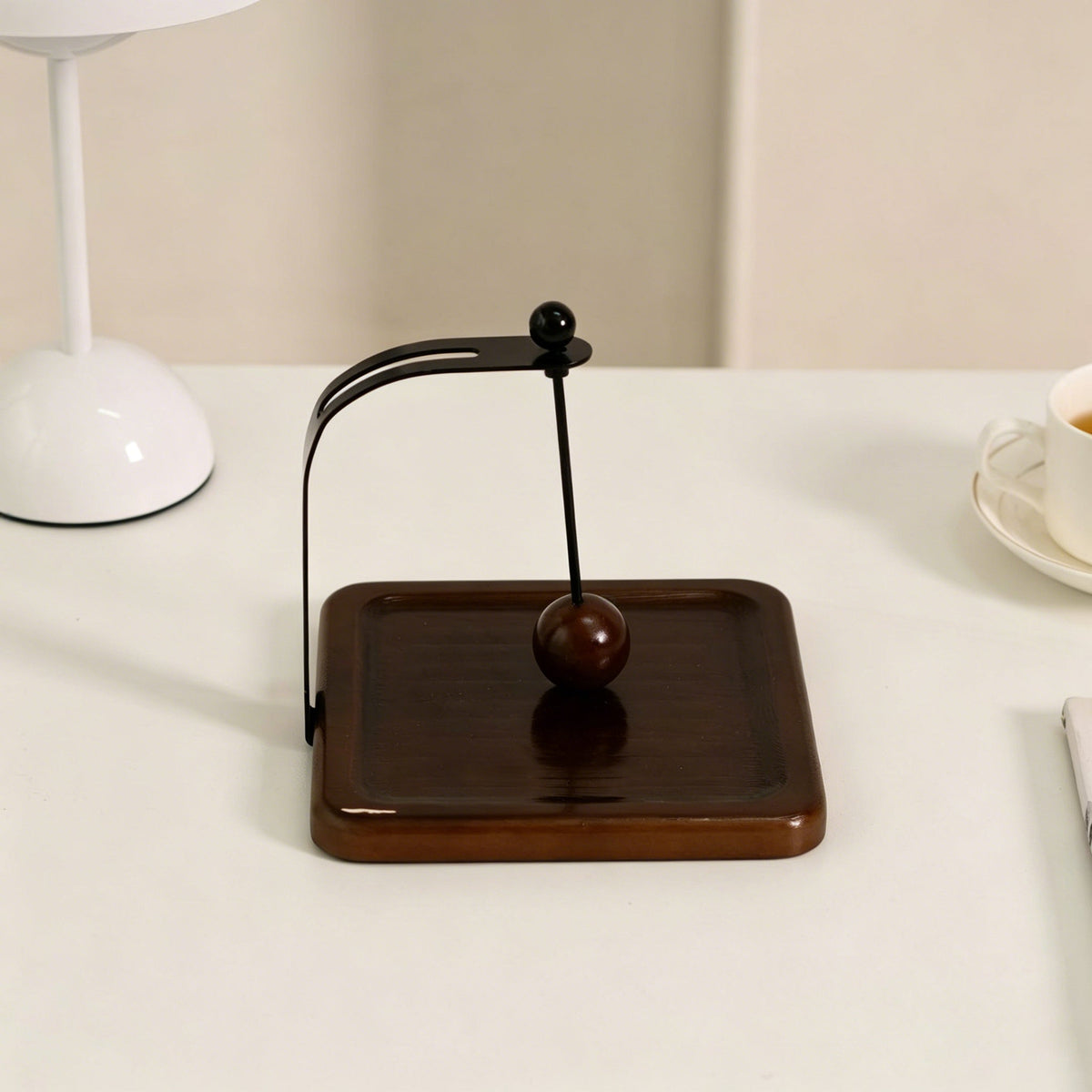 Wooden Napkin Holder – Windproof Table Tissue Organizer with Weighted Wood Ball for Dining, Kitchen and Picnic Use