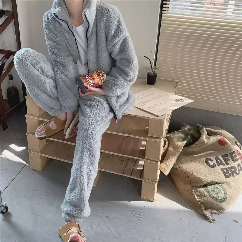 Women’s Turtleneck Pajama Set – Thick Warm Korean Sleepwear for Cozy Winter Lounging and Relaxation