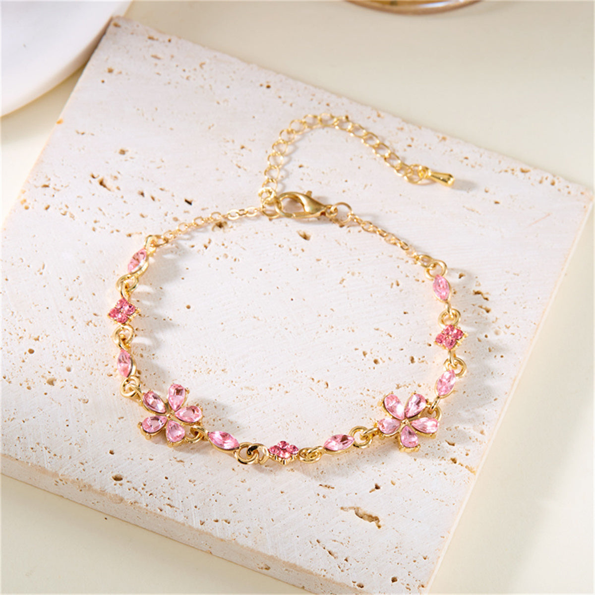 Elegant Crystal Flower Bracelet – Sparkling Zircon Floral Chain Jewelry for Women and Girls, Y2K Sweet Style Accessory for Weddings, Parties and Gifts