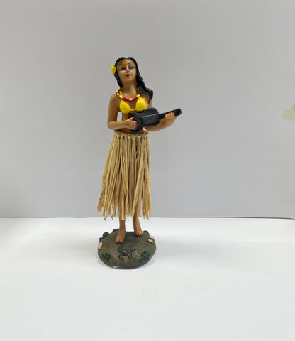 Hawaiian Dancing Girl Dashboard Ornament – Cute Bobblehead Car Decoration for Interior Styling and Tropical Gift Ideas